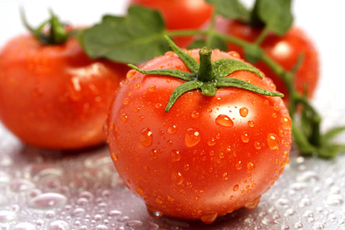 Phương pháp tẩy lông mặt bằng cà chua hiệu quả
