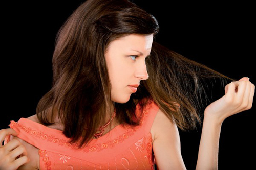 Tìm hiểu mức độ hư tổn tóc và cách xử lí