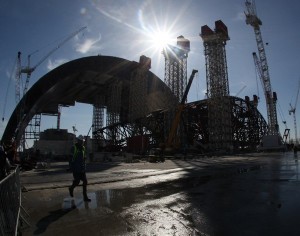 Gấp rút xây mái vòm khổng lồ, an toàn cho Chernobyl