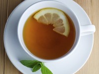 Uống trà chanh buổi sáng giúp giảm cân hiệu quả