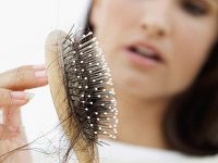 4 Cách trị rụng tóc hiệu quả khiến bạn bất ngờ