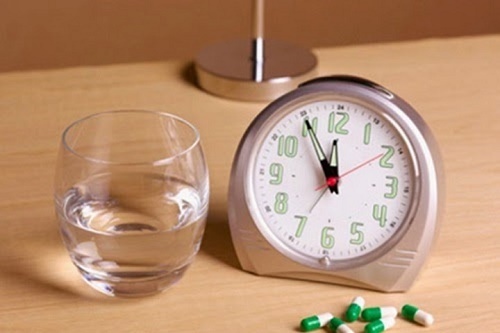 Dùng thuốc cao huyết áp không đúng giờ 