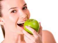Ăn táo xanh giúp chữa giảm trí nhớ