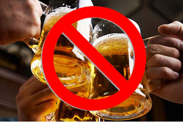 Người bệnh gan cần tránh xa rượu, bia và thuốc lá.