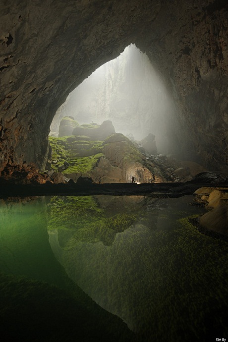 Sơn Đoòng một trong những hang động đẹp và vĩ đại nhất của Việt Nam